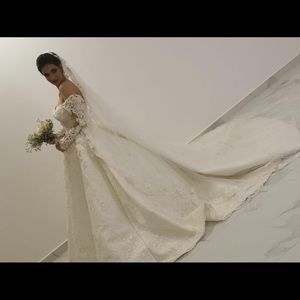 Bridal gown